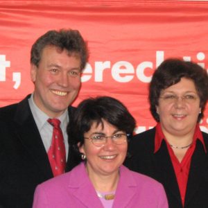 Die Spitzenkandidaten der Gütersloher SPD - Maria Unger, Ingrid Tiedtke-Strandt und Thomas Ostermann.