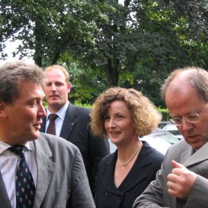 Ministerpräsident Peer Steinbrück zu Besuch in Gütersloh.