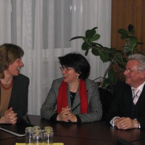 Ministerin Birgit Fischer besucht das Brustzentrum in Gütersloh