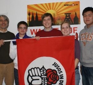 v.l.n.r.: SPD-Kriesvorsitzender H. Feuß, Niklas Reomer, Felix Eggersglüß, Greta Maurer, Stephan Qui